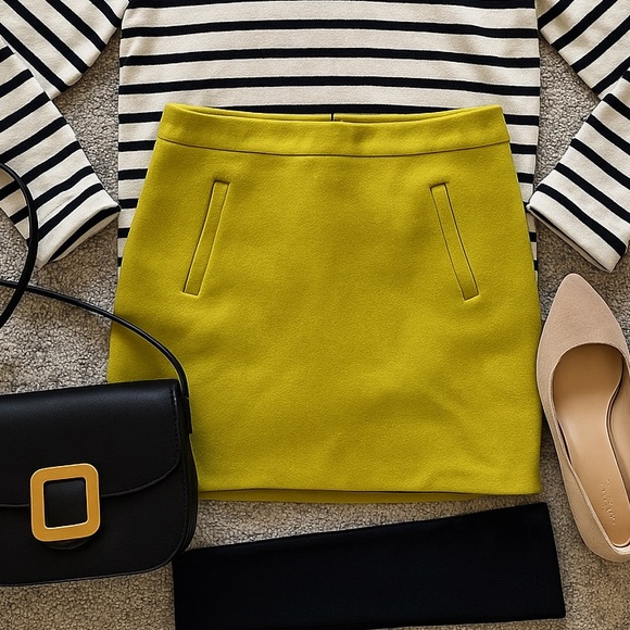 J. Crew Zip Pocket Wool Mini Skirt Citron Yellow Sz 2 - Picture 2 of 8